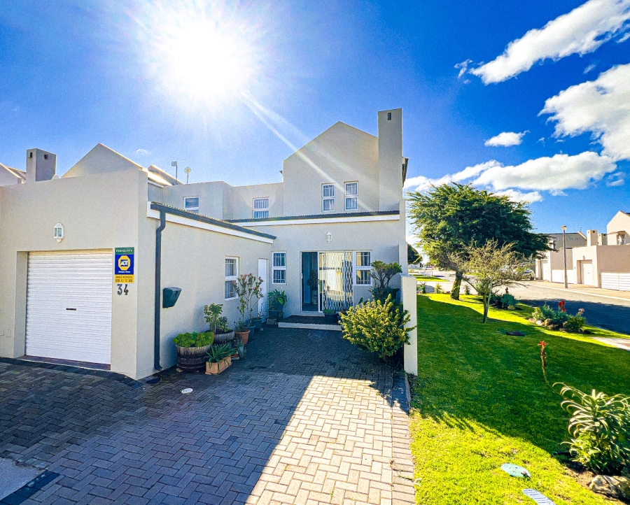 3 Bedroom Property for Sale in Villa Diamante Western Cape